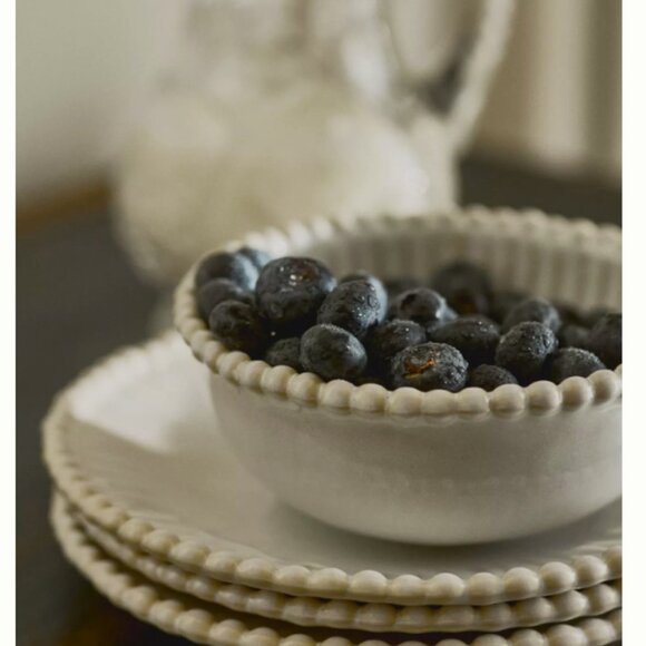 Pearl Design Cream Bowls - Picture 3 of 4